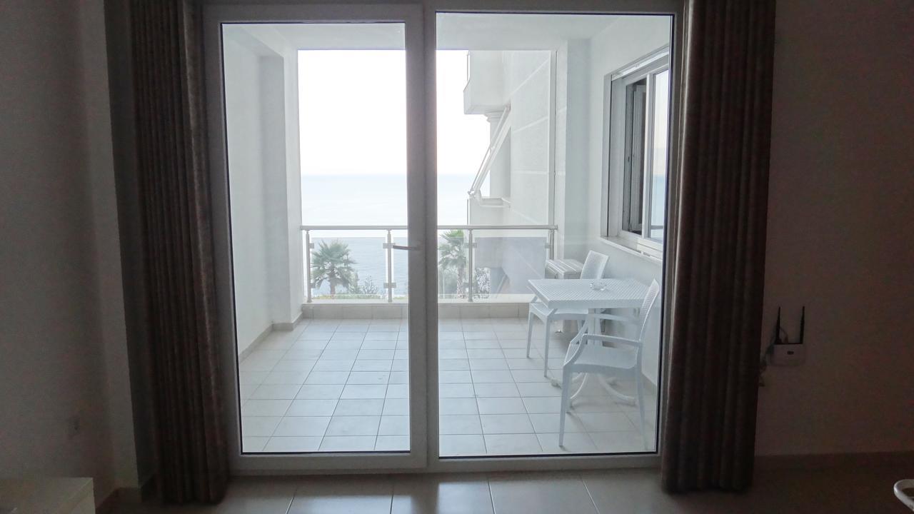 Apartments In White Residence Saranda Dış mekan fotoğraf